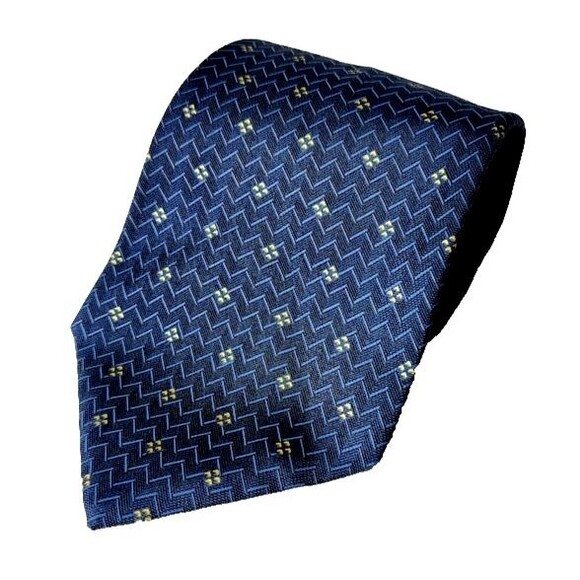 Nautica Men's Blue ZigZag Geometric 100% Silk Neck Tie 4" W  x 57" L - Picture 1 of 4